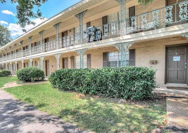 property at 1406 Hays St