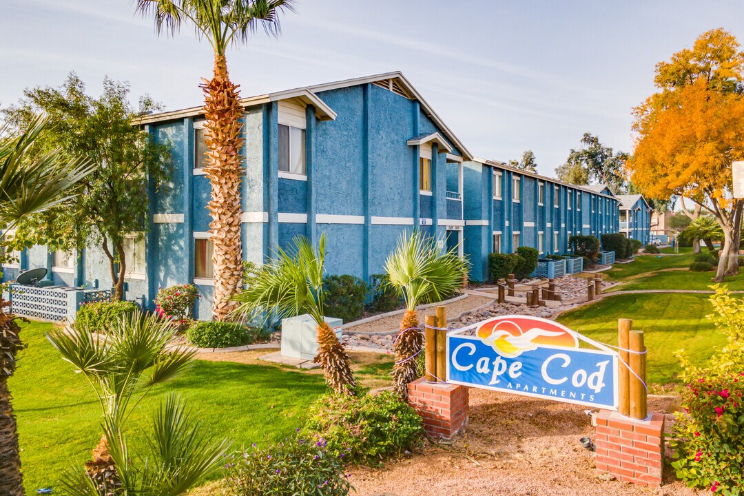 Cape Cod Apartments in Tempe, AZ - Foto de edificio