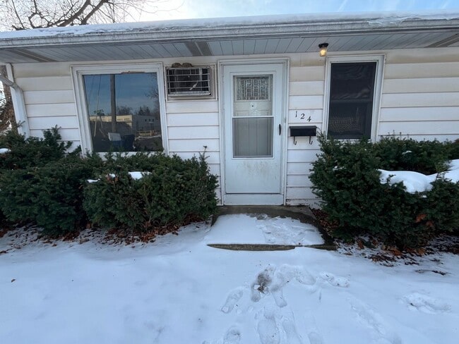 property at 118-124 Maple Ln