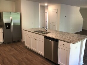 1417 John Swann St in Leland, NC - Building Photo - Building Photo