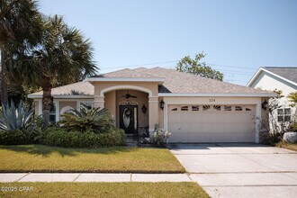 214 Summerwood Dr in Panama City Beach, FL - Foto de edificio - Building Photo