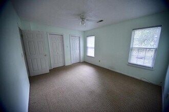 1423 Ashley River Rd in Charleston, SC - Building Photo - Building Photo