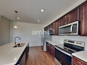 123 Marin Dr in Hendersonville, TN - Foto de edificio - Building Photo