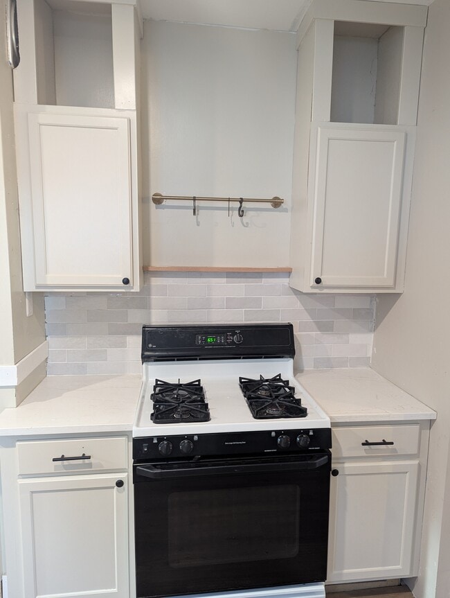 701 Burke Ave NE in Grand Rapids, MI - Building Photo - Building Photo