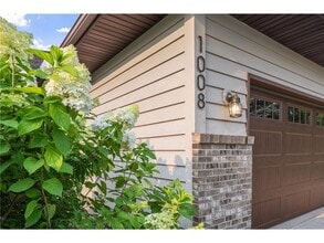 1008 3rd St NE in New Prague, MN - Building Photo - Building Photo