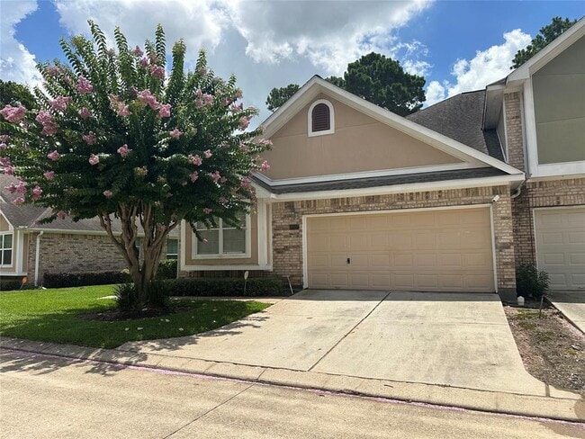 property at 2027 Marchwood Manor Dr