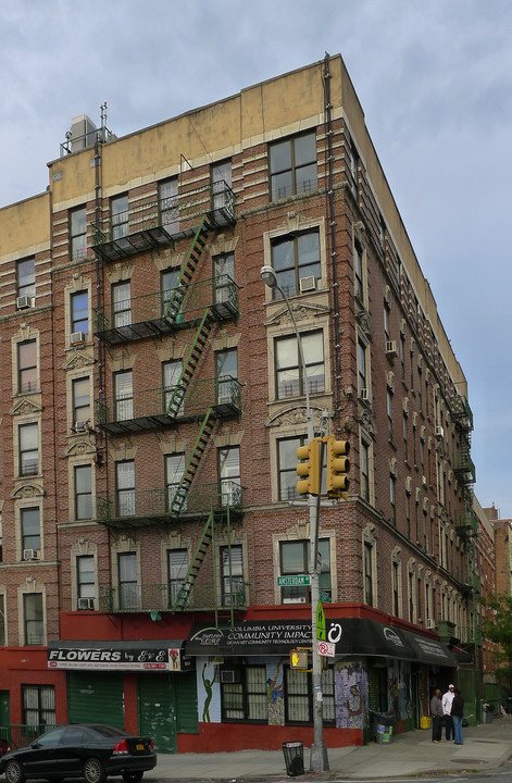 1496 Amsterdam Ave in New York, NY - Building Photo