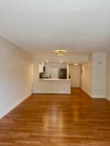 200 E Royal Palm Rd in Boca Raton, FL - Building Photo