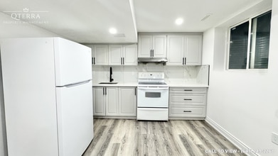 74 Beauchamp Dr in Cambridge, ON - Building Photo - Building Photo