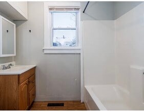 18 Deland Park a in Fairport, NY - Building Photo - Building Photo