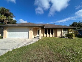 20408 Andover Ave in Port Charlotte, FL - Building Photo