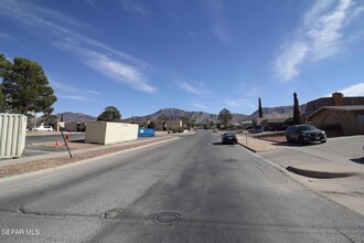 6937 Alto Rey Ave in El Paso, TX - Building Photo - Building Photo