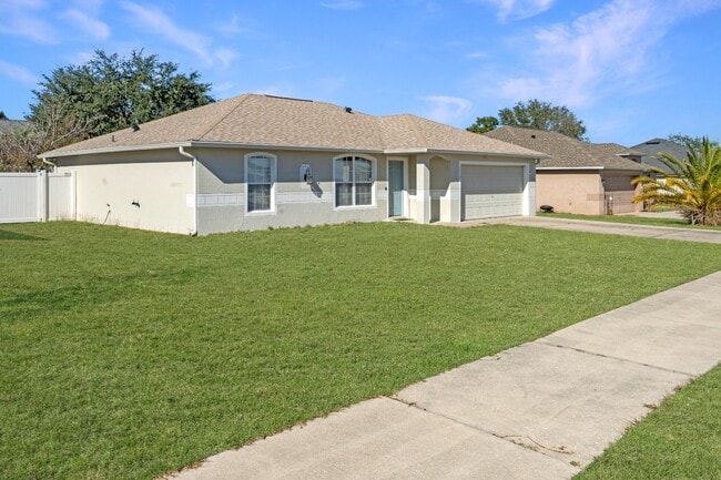 property at 1117 Peregrine St