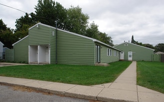 946 Vincent Ct in Lansing, MI - Building Photo