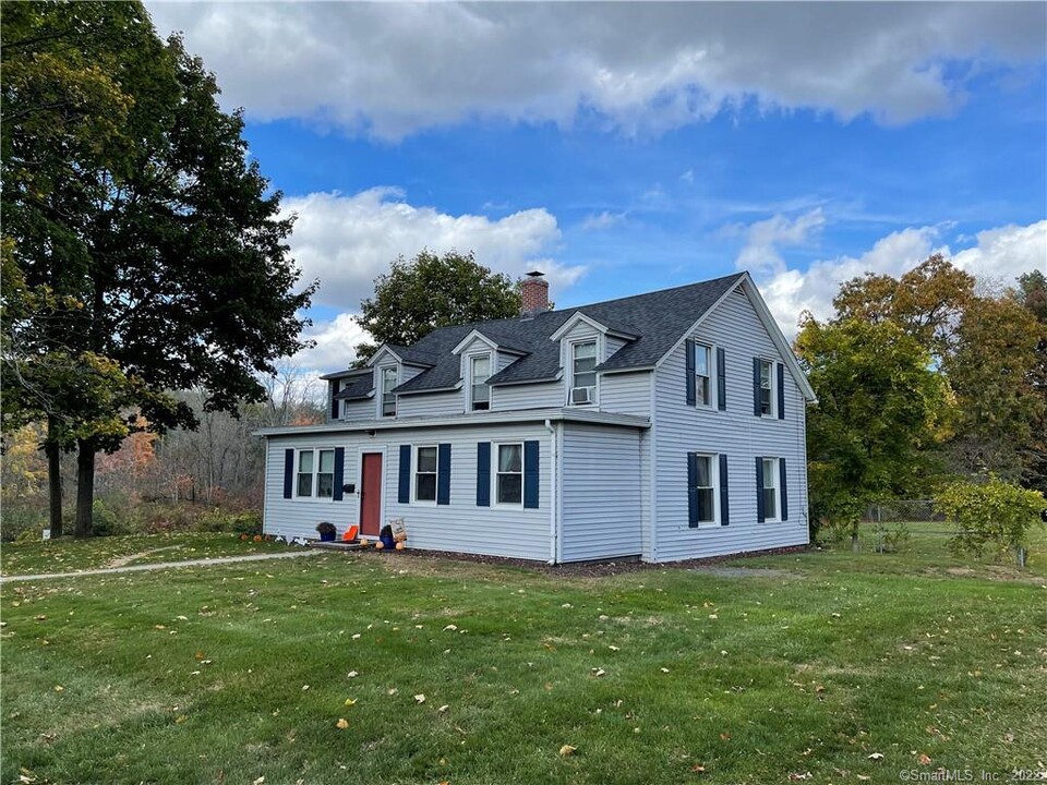 274 N Main St in Southington, CT - Building Photo