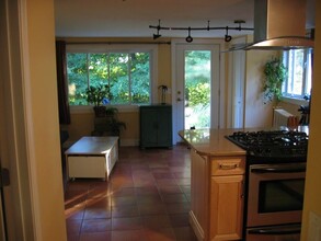 4234 Bolton Valley Access Rd, Unit 2H in Richmond, VT - Building Photo - Building Photo
