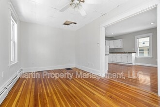 23 Park St in Salem, MA - Foto de edificio - Building Photo