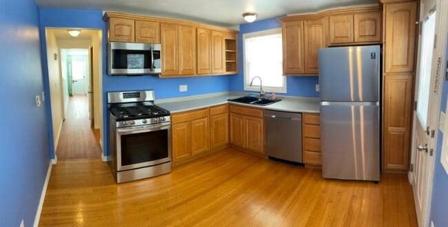 506 W Washington Ave in Lake Bluff, IL - Building Photo - Building Photo