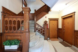 35 Westbourne Terrace in Brookline, MA - Building Photo - Building Photo