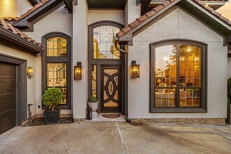 12345 White Oak Point in Conroe, TX - Foto de edificio - Building Photo