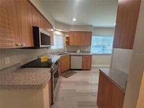 2332 Turpin Dr in Orlando, FL - Foto de edificio - Building Photo