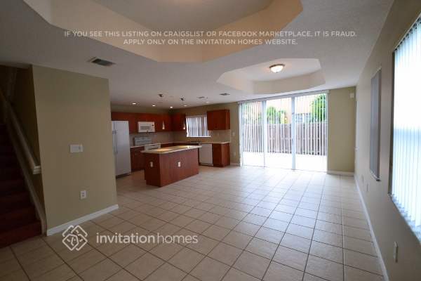 3161 SW 153rd Path in Miami, FL - Building Photo - Building Photo