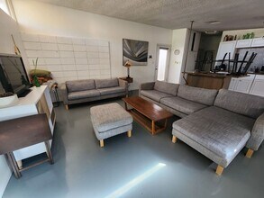 5401 Encelia Dr in Twentynine Palms, CA - Building Photo - Building Photo