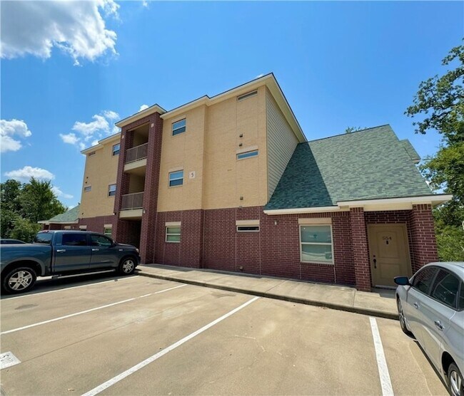1915 Dartmouth St, Unit 5012 in College Station, TX - Foto de edificio - Building Photo
