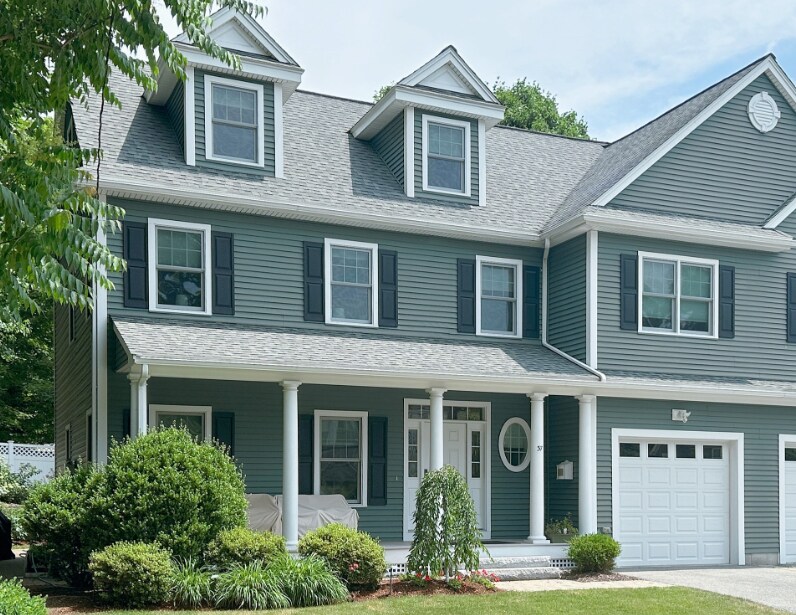 37 Rumford St in Winchester, MA - Building Photo