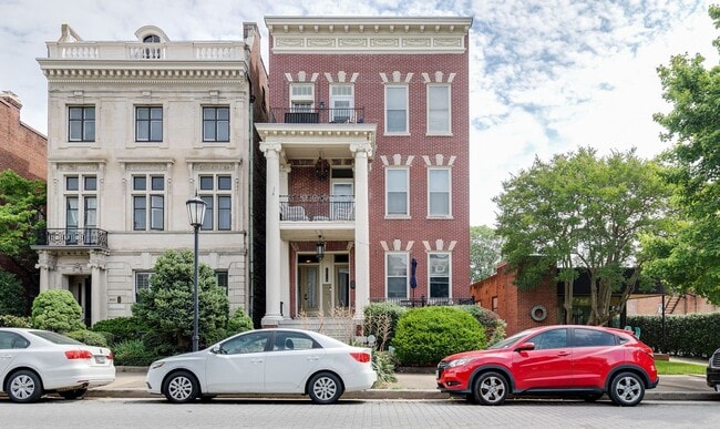property at 2018 Monument Ave