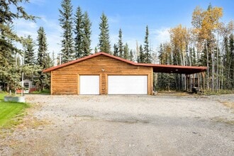 3650 Apache Ct in North Pole, AK - Building Photo - Building Photo