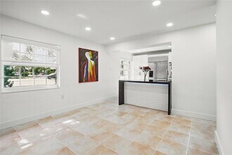 2000 SW 4th Ave in Fort Lauderdale, FL - Building Photo - Building Photo