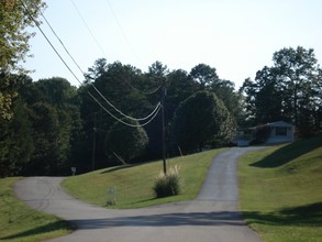 Hidden Hills MHP in Soddy Daisy, TN - Foto de edificio - Other