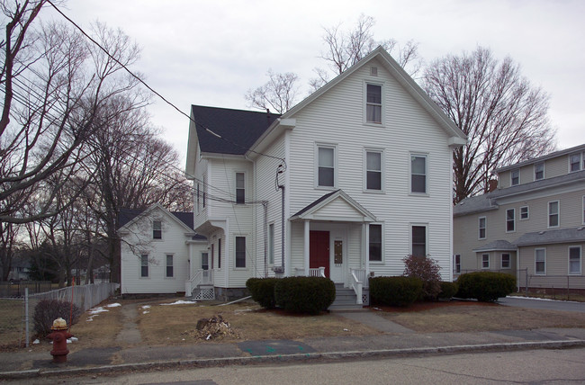 39 Cedar St in Taunton, MA - Building Photo - Building Photo