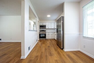 3604 S 78th St in Omaha, NE - Building Photo - Building Photo