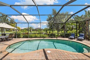 3837 Ruby Way in Naples, FL - Building Photo
