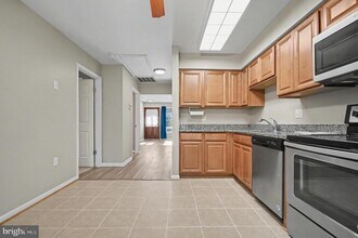 934 Riversedge Cir in Annapolis, MD - Building Photo - Building Photo