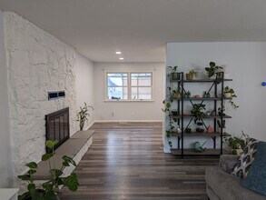 2560 SW Belle Ave in Topeka, KS - Building Photo - Building Photo