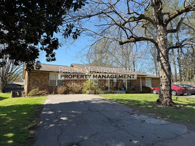 property at 3719 Mooers St