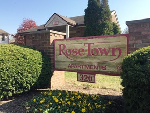 Rosetown Apartments in Lexington, KY - Building Photo - Building Photo