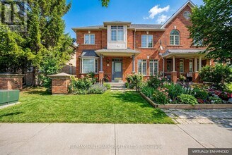 10561 Bayview Ave in Richmond Hill, ON - Building Photo - Building Photo