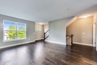 20 Webster Ave in Highwood, IL - Building Photo - Building Photo