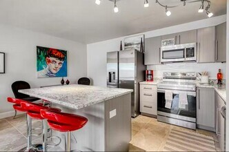 3725 S Olive Ave-Unit -D in West Palm Beach, FL - Building Photo - Building Photo