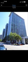 3600 N Lake Shore Dr, Unit 1522 in Chicago, IL - Building Photo