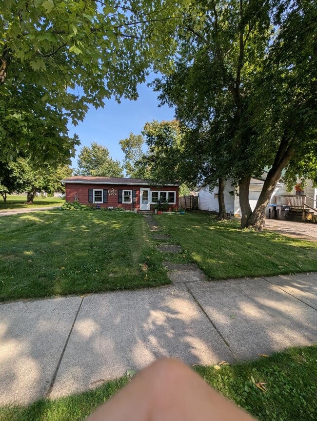 728 N 6th Ave in Sturgeon Bay, WI - Building Photo - Building Photo