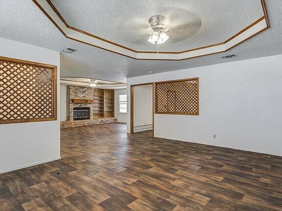 1212 E Broadway St in Brownfield, TX - Foto de edificio - Building Photo