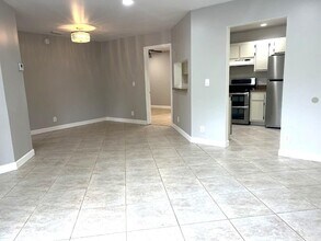 16258 Peach Way in Delray Beach, FL - Building Photo - Building Photo