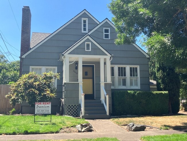 property at 1750 Grant St NE