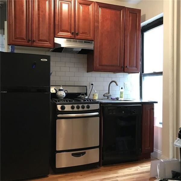 308 E 78th St-Unit -#033 in New York, NY - Building Photo