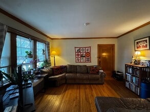 3305 N Menard Ave in Chicago, IL - Building Photo - Building Photo